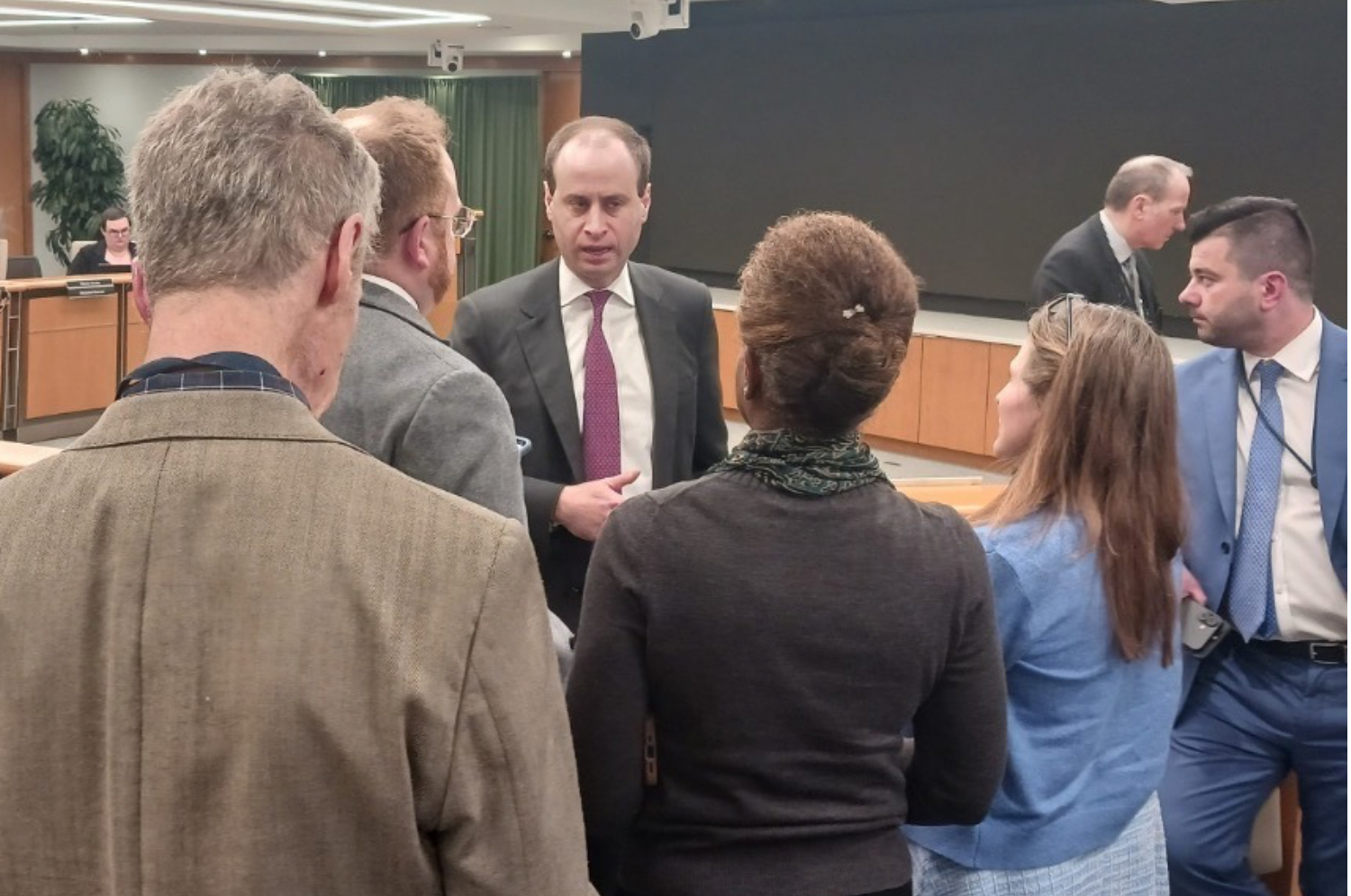 Trump’s Unveiled Ballroom Plans Reveal Bigger, Taller White House Addition